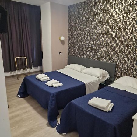 Roma Story 2 Hotel Bagian luar foto