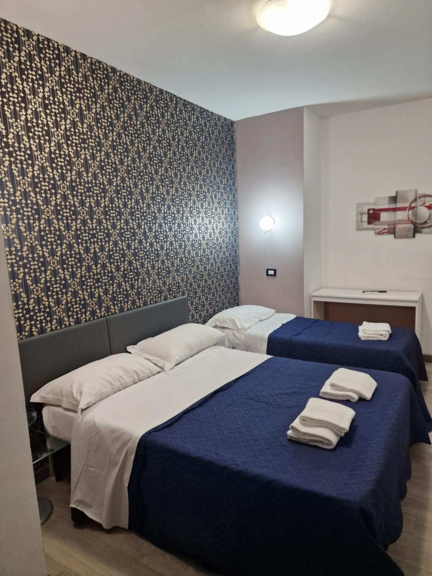 Roma Story 2 Hotel Bagian luar foto